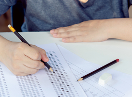 Normal_students-testing-doing-examination-school-exam-2025-01-08-11-34-50-utc